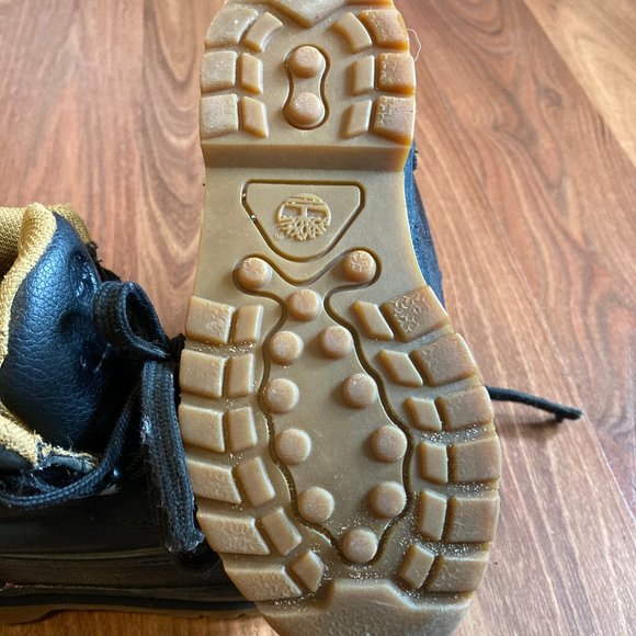 Boys Timberland Winter Boots - Picture 5 of 6